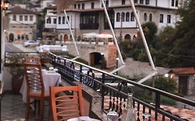 Villa Mishel